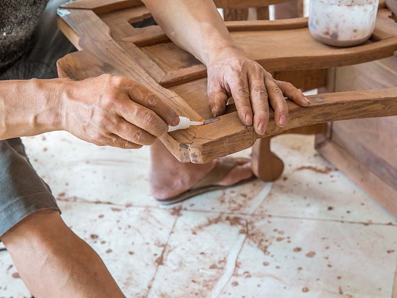 青冈旧家具改色翻新方法