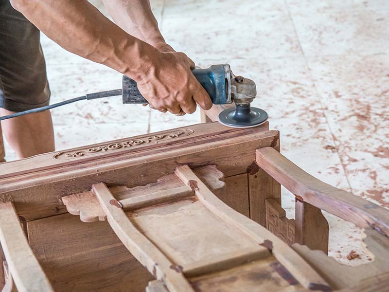 青冈家具改色翻新费用