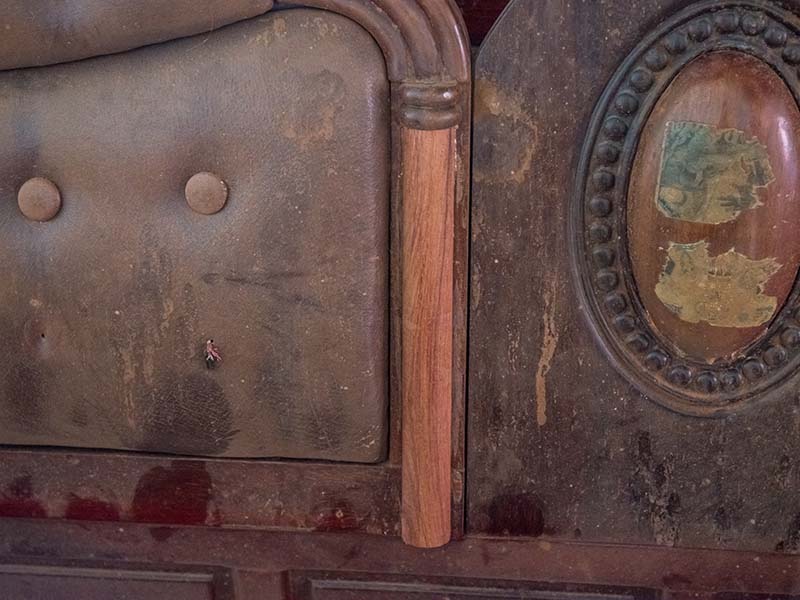 青冈红木门修复公司