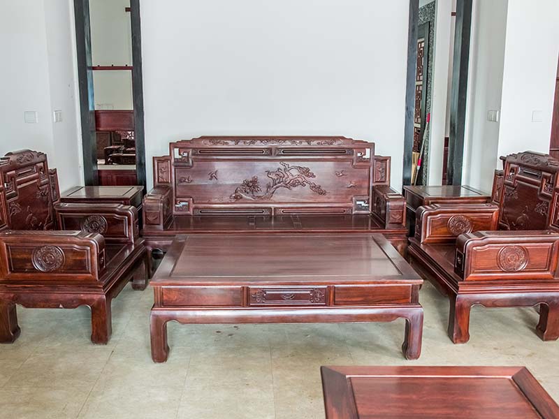 青冈红木家具维修费