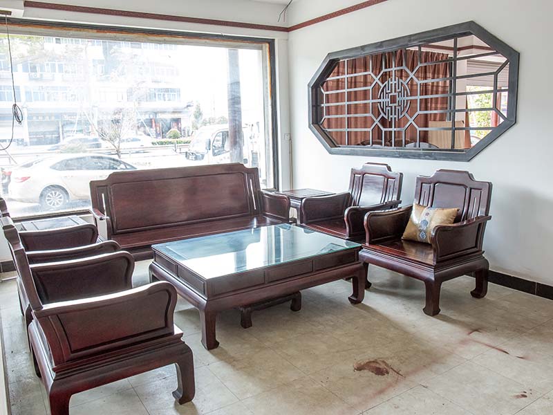 青冈红木家具维修翻新
