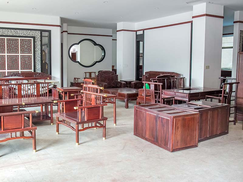 青冈红木家具保养方法