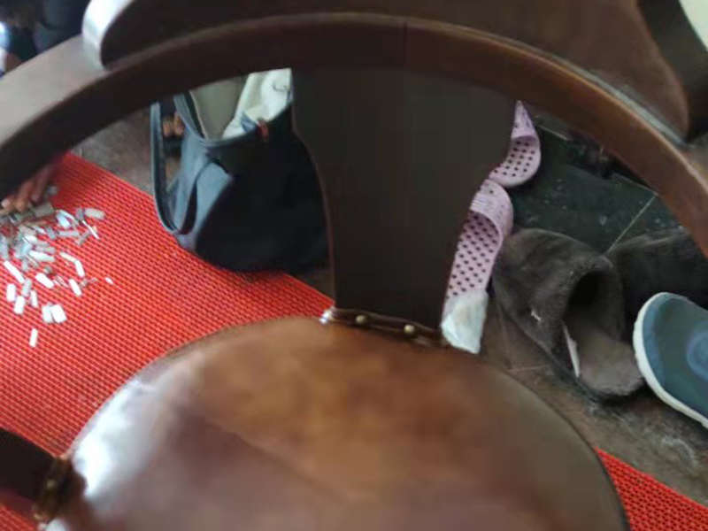 青冈老旧红木家具保养维修和翻新